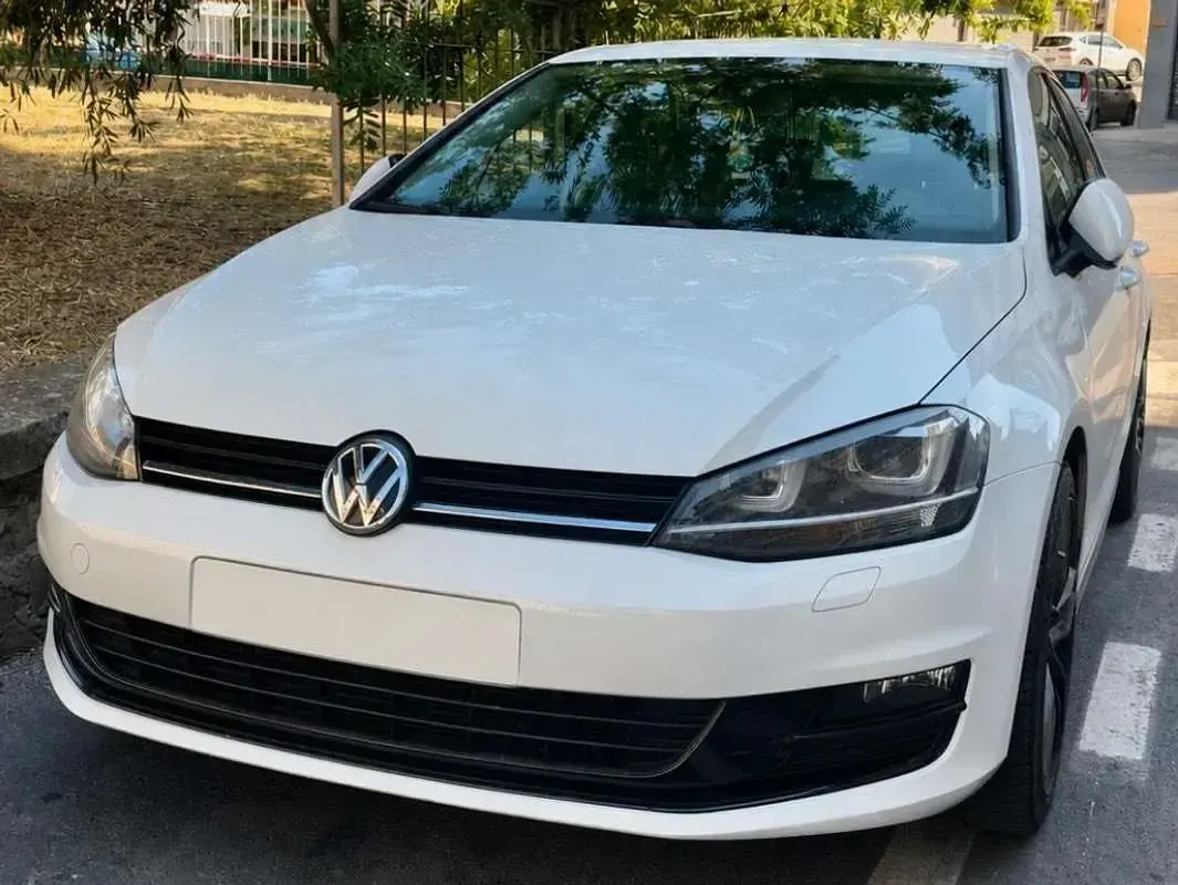 Usata VW Golf VII 116 CV (85 kW) 2016 Bianco Utilitaria