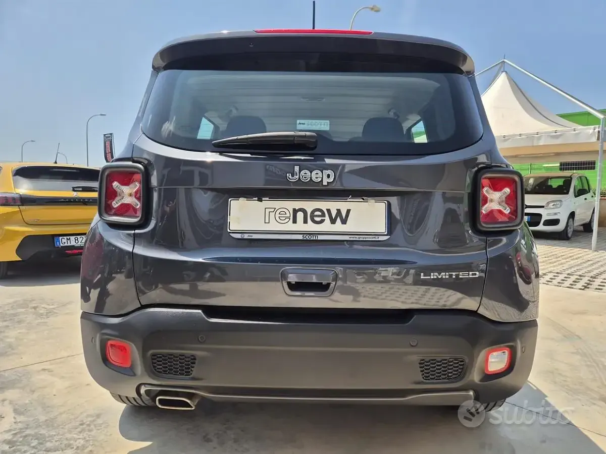 Usata Jeep Renegade Limited 130 CV (95 kW) 2021 Grigio SUV