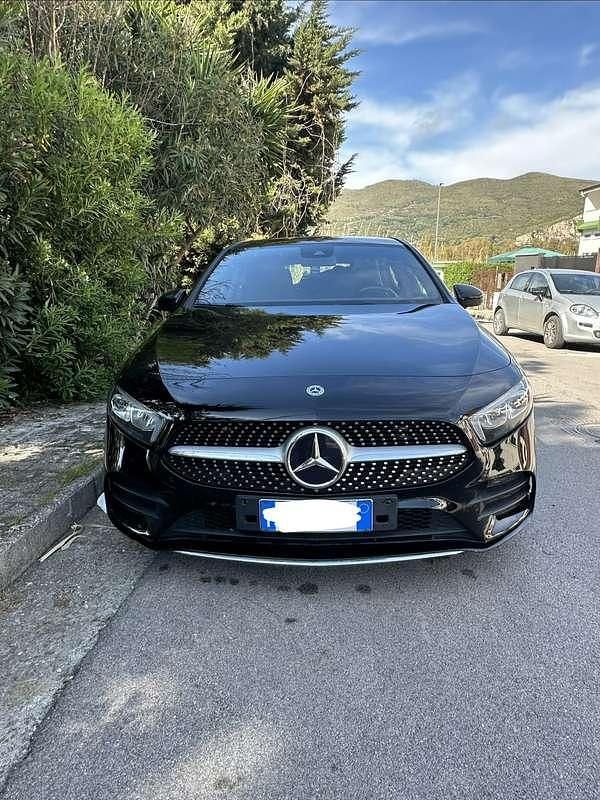 Usata Mercedes 180 Premium 120 CV (88 kW) 2022 Nero Berlina