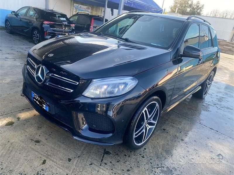 Usata Mercedes GLE250 AMG 204 CV (150 kW) 2018 Nero Station wagon
