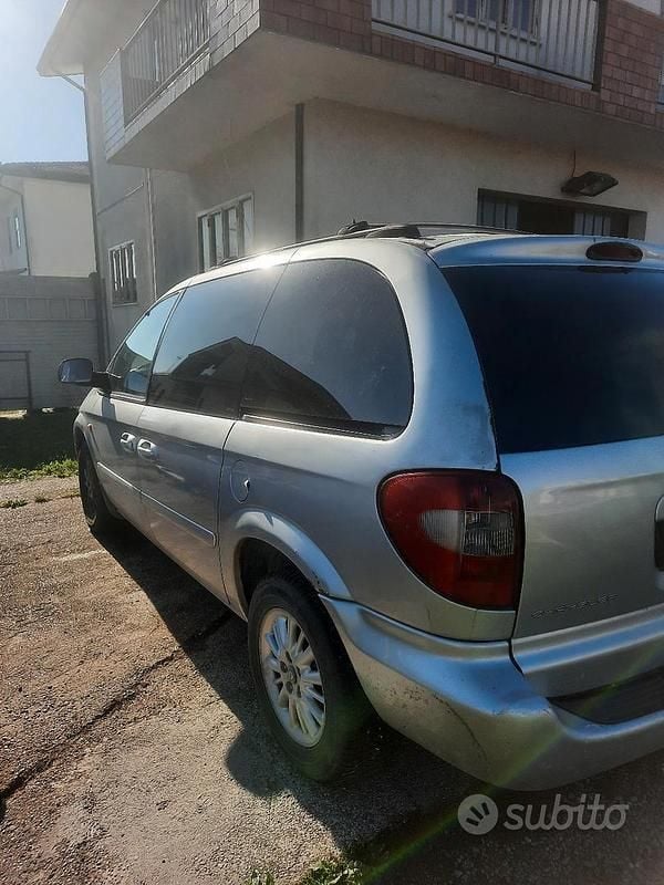 Usata Chrysler Grand Voyager 2004 Monovolume