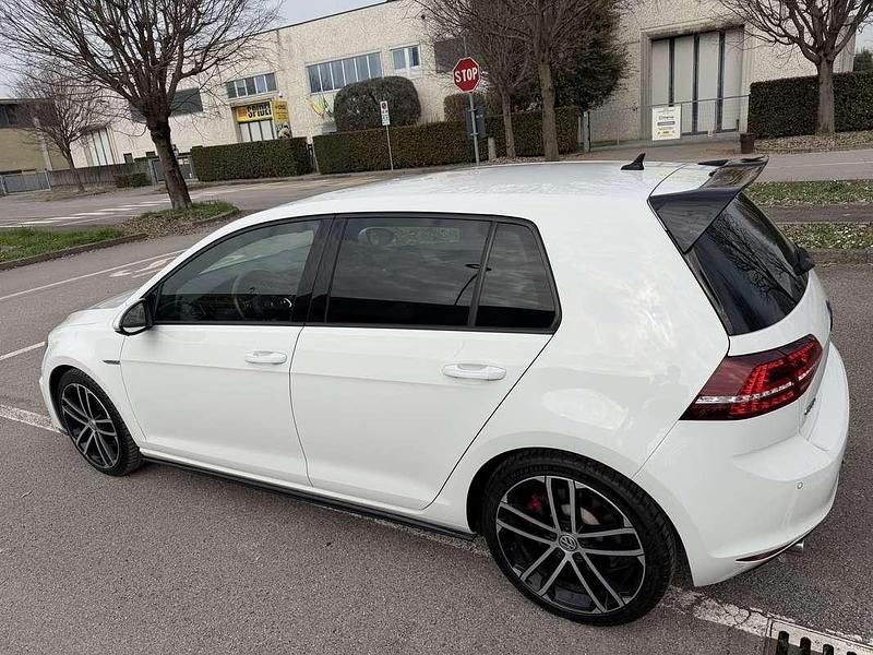 Usata VW Golf VII GTD 184 CV (135 kW) 2016 Bianco