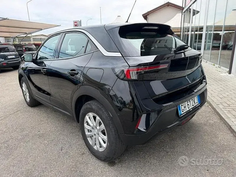 Usata Opel Mokka Elegance 131 CV (96 kW) 2022 Nero SUV