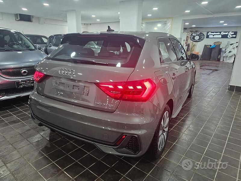 Usata Audi A1 Sportback S-Line 110 CV (80 kW) 2024 Grigio Utilitaria