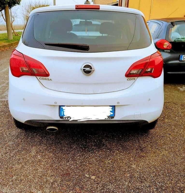 Usata Opel Corsa 75 CV (55 kW) 2018 Utilitaria