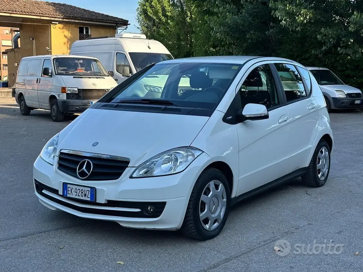 Usata Mercedes A160 95 CV (69 kW) 2012 Bianco Berlina