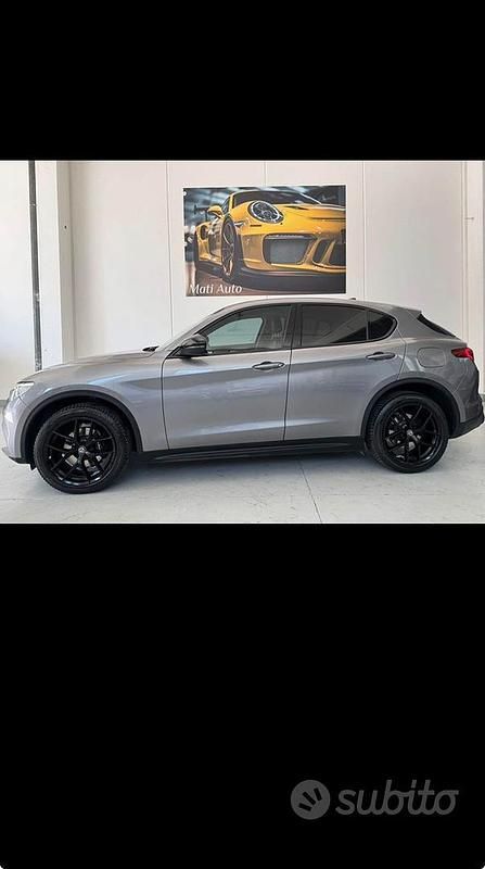 Usata Alfa Romeo Stelvio 280 CV (205 kW) 2017 Grigio SUV