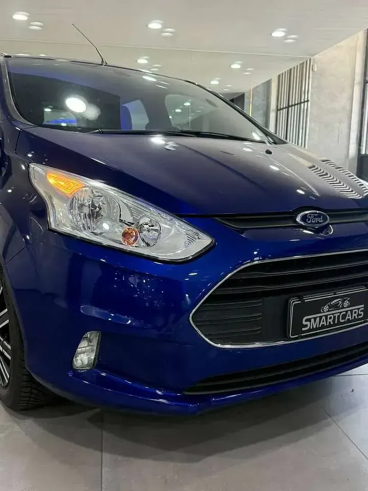 Usata Ford B-MAX Titanium 101 CV (74 kW) 2016 Blu metallizzato Monovolume
