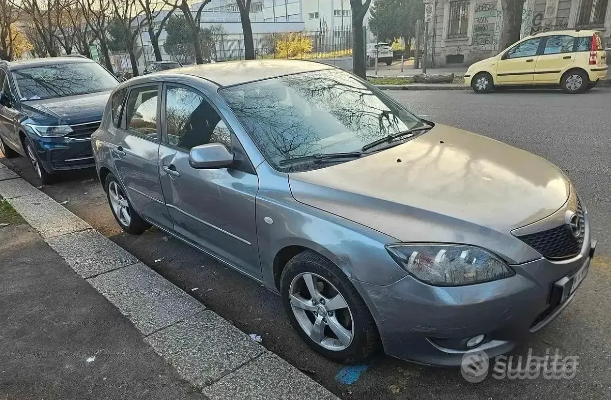 Usata Mazda 3 109 CV (80 kW) 2005 Berlina