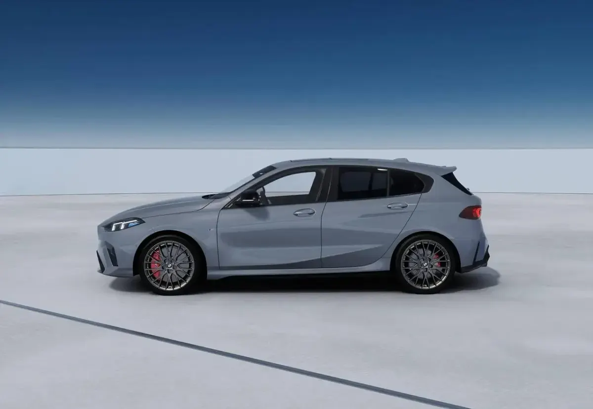 Nuova BMW M135 M Sport 300 CV (220 kW) 2026 Grigio Utilitaria