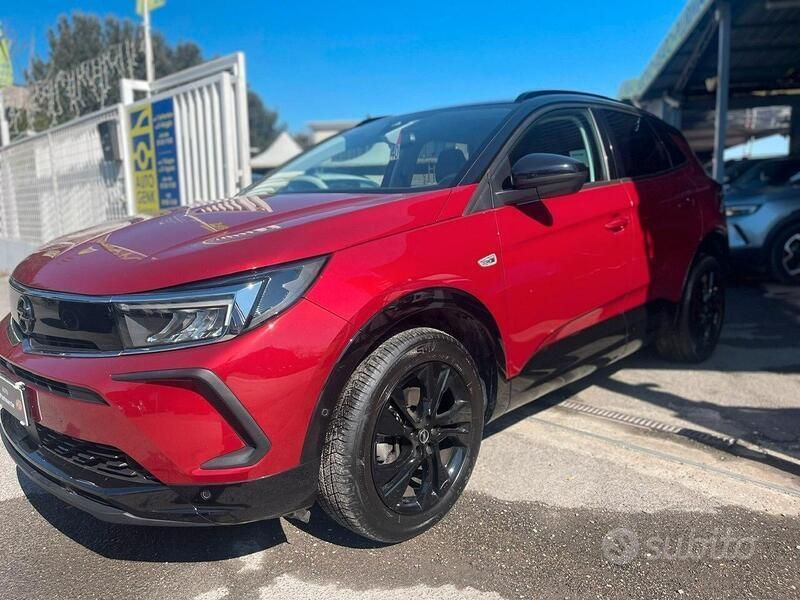 Usata Opel Grandland X GS Line 131 CV (96 kW) 2022 Rosso SUV