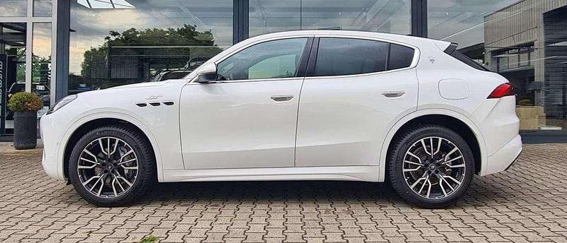 Usata Maserati Grecale 300 CV (220 kW) 2025 Bianco SUV