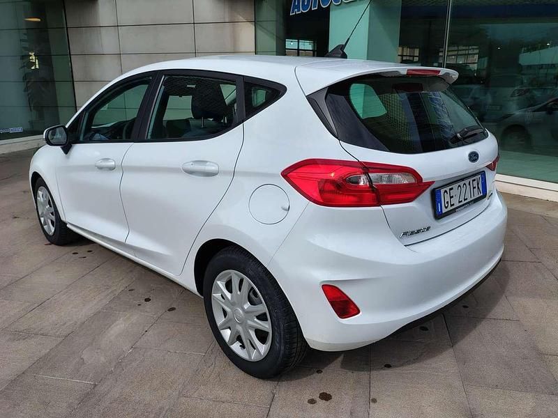 Usata Ford Fiesta 125 CV (91 kW) 2021 Bianco pastello Utilitaria