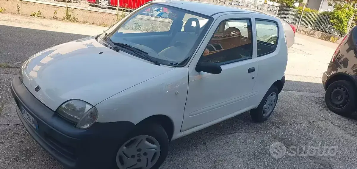 Usata Fiat 600 Active 54 CV (39 kW) 2006 Bianco Utilitaria