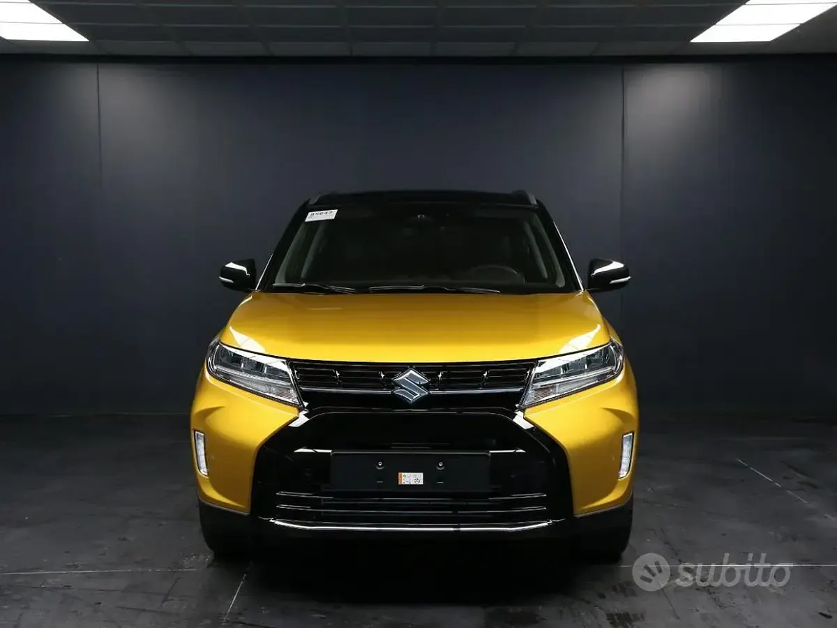 Nuova Suzuki Vitara 110 CV (80 kW) 2026 Giallo SUV