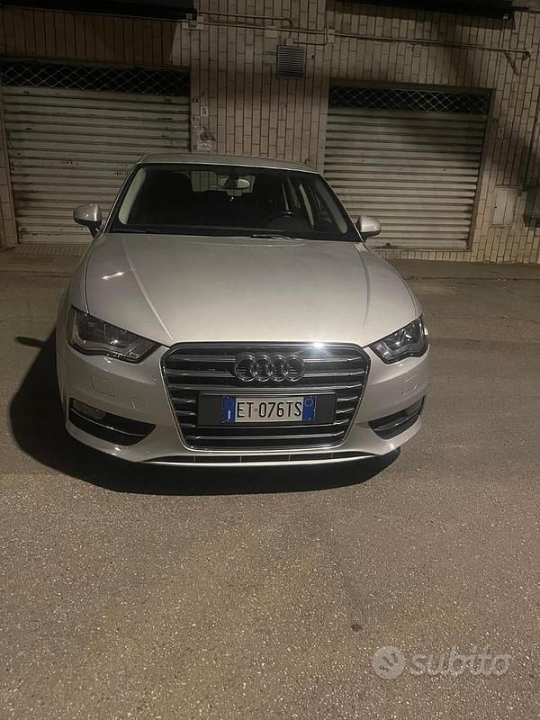 Usata Audi A3 105 CV (77 kW) 2014 Grigio Berlina