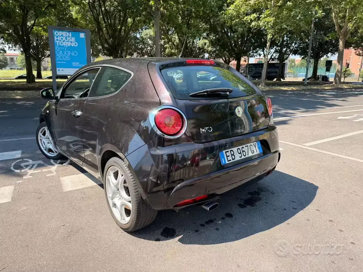 Usata Alfa Romeo MiTo Distinctive 120 CV (88 kW) 2010 Nero Utilitaria