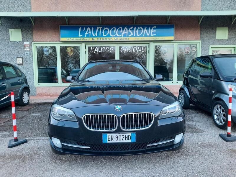 Usata BMW 520 Efficient Dynamics 184 CV (135 kW) 2013 Nero Station wagon