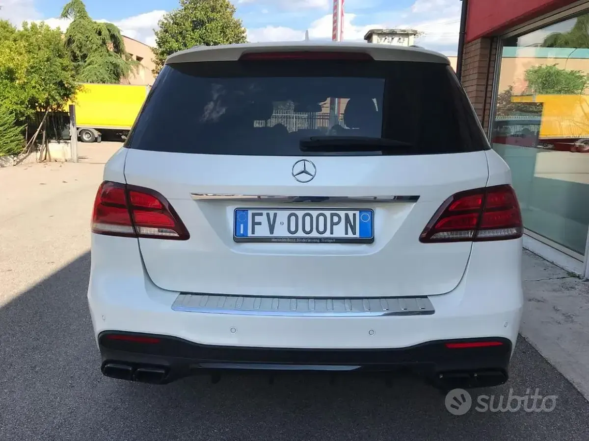 Usata Mercedes GLE63 AMG AMG 430 CV (316 kW) 2016 Bianco perlato SUV