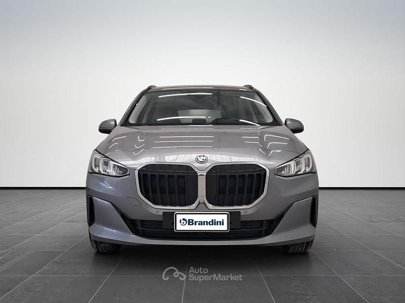 Nuova BMW 225 Active Tourer 245 CV (180 kW) 2025 Skyscraper grey metallic Monovolume