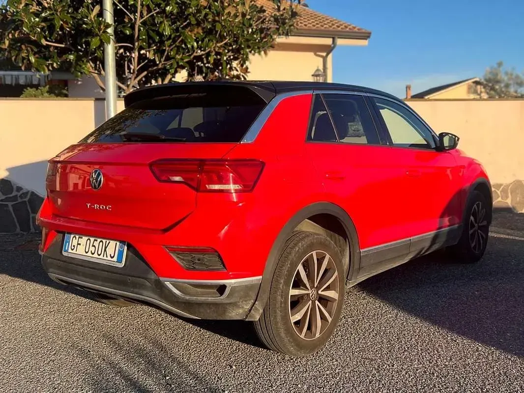Usata VW T-Roc Style 150 CV (110 kW) 2021 Rosso SUV