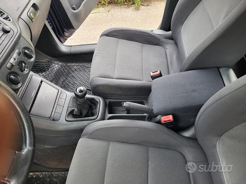 Usata VW Golf Plus Cross Trendline 105 CV (77 kW) 2005 Blu Monovolume