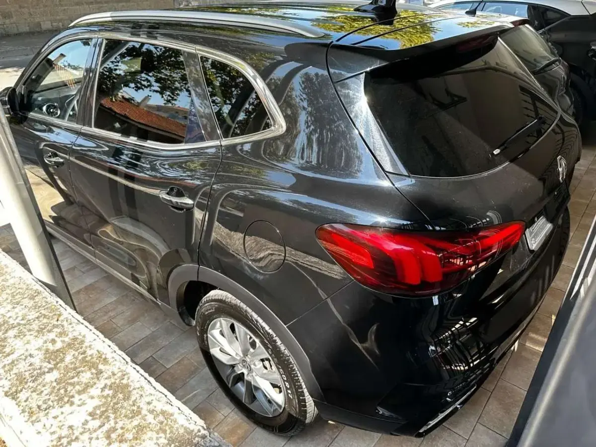 Usata MG HS Comfort 160 CV (117 kW) 2024 Nero SUV