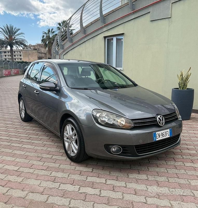 Usata VW Golf VII Sport 105 CV (77 kW) 2012 Grigio Berlina