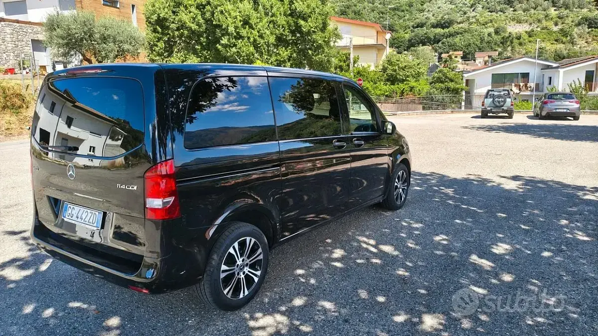 Usata Mercedes Vito Executive 163 CV (119 kW) 2021 Nero Furgone