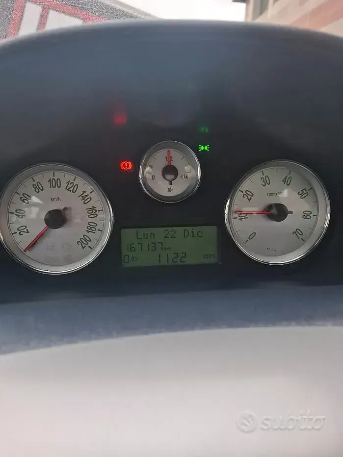Usata Lancia Ypsilon 60 CV (44 kW) 2008 Grigio Utilitaria