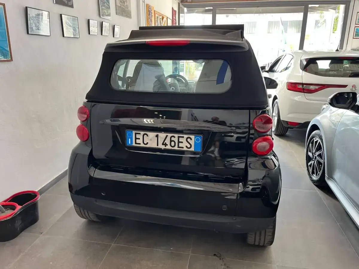Usata Smart ForTwo Cabrio Pulse 71 CV (52 kW) 2010 Nero Cabrio