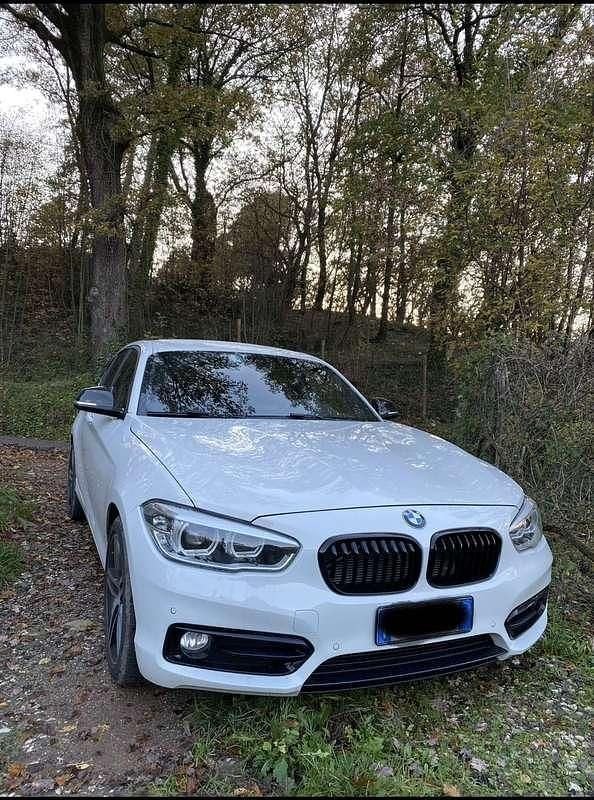 Usata BMW 118 Sport Line 136 CV (100 kW) 2016 Bianco Utilitaria