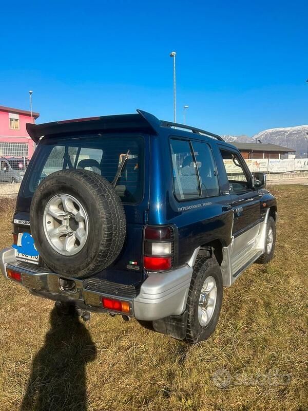 Usata Mitsubishi Pajero Select 100 CV (73 kW) 1997 Blu SUV