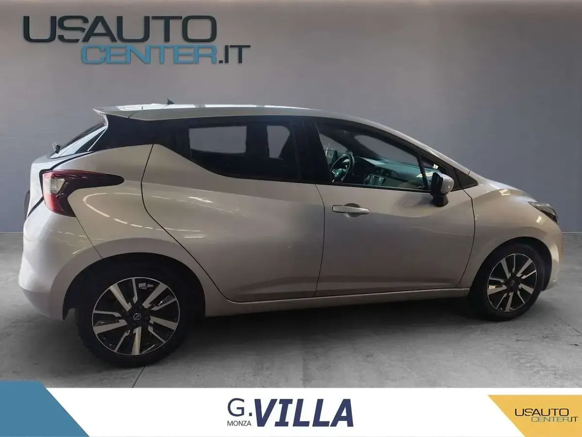 Usata Nissan Micra N-Connecta 90 CV (66 kW) 2019 Argento Utilitaria