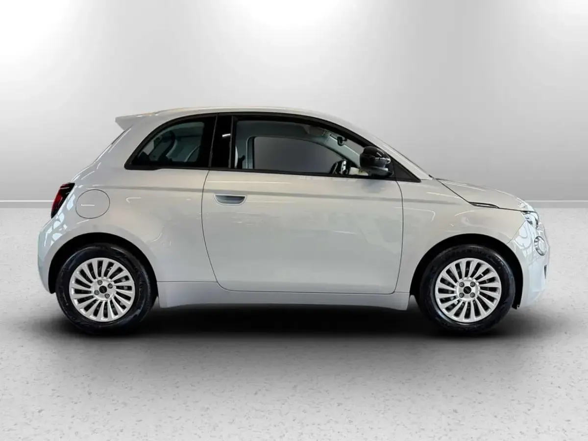 Nuova Fiat 500 Pop 65 CV (47 kW) 2026 Celestial blue Berlina