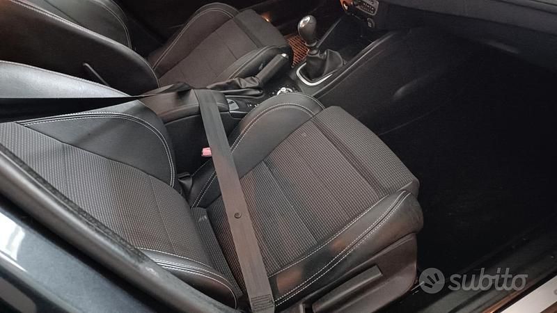 Usata Renault Mégane GrandTour 110 CV (80 kW) 2012 Grigio Station wagon