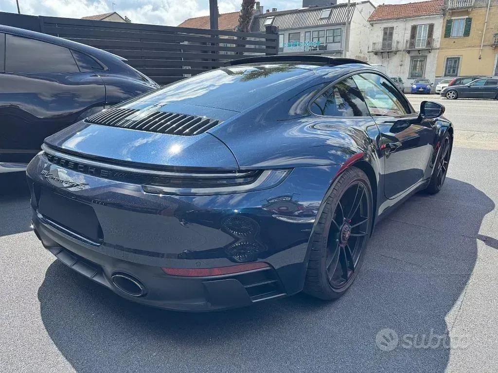 Usata Porsche 911 Carrera 4 GTS 480 CV (353 kW) 2021 Blu metallizzato Coupé