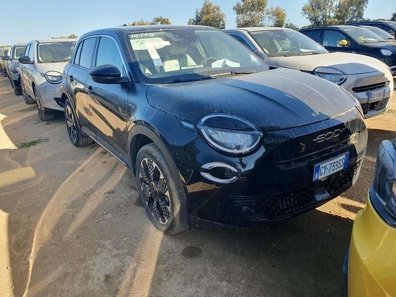 Nero Usata 2025 Fiat 600 La Prima SUV | 21.950 € - Immagine 1/4
