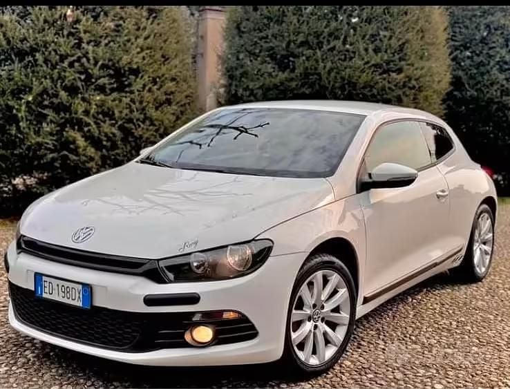 Usata VW Scirocco 2009 Bianco Coupé