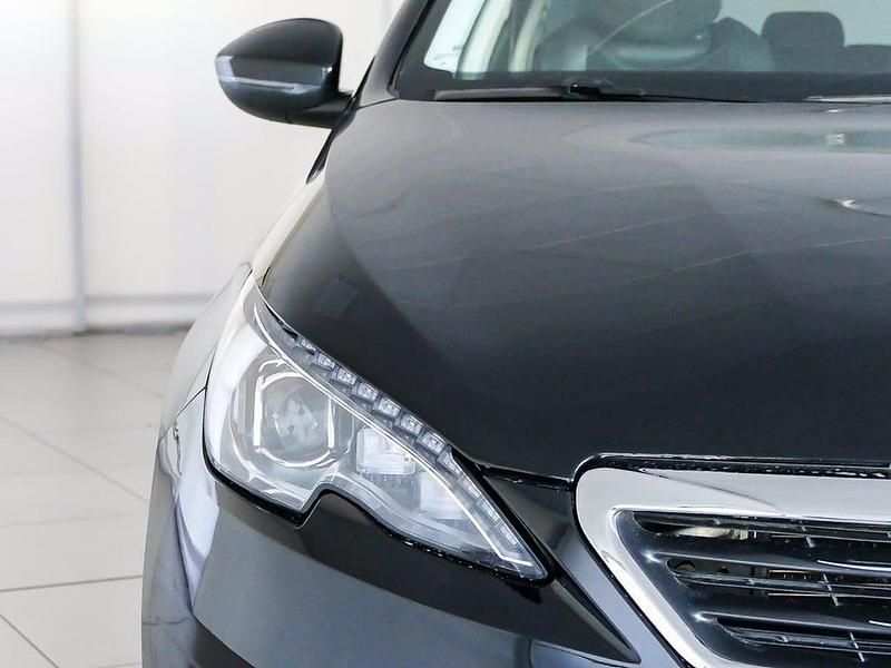 Usata Peugeot 308 SW Allure 120 CV (88 kW) 2016 Nero Station wagon