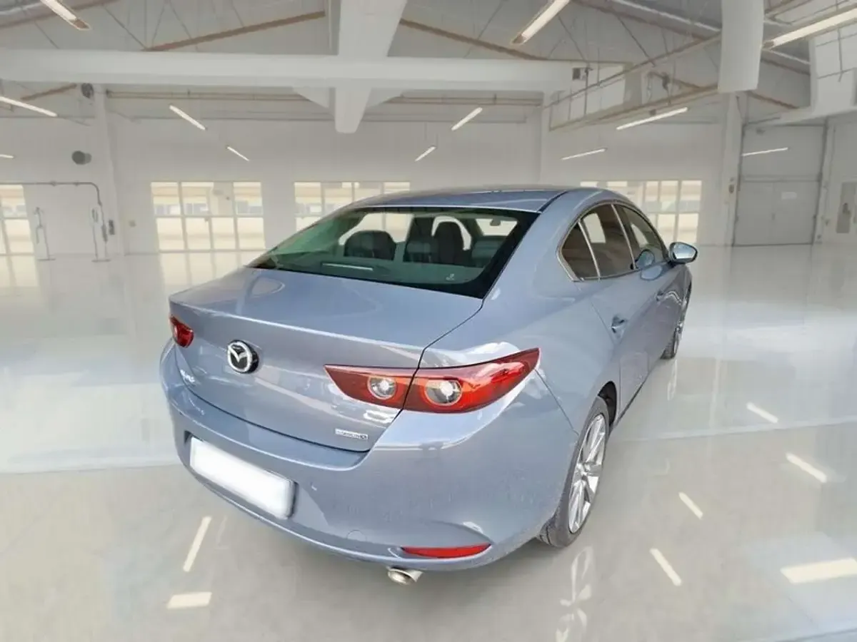 Usata Mazda 3 Exclusive 186 CV (136 kW) 2023 Grigio Berlina