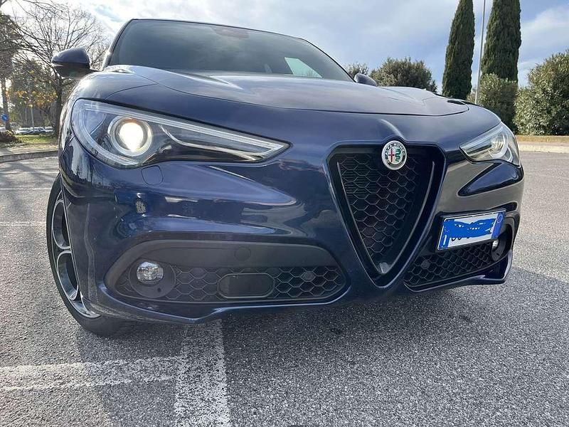 Usata Alfa Romeo Stelvio Veloce 210 CV (154 kW) 2021 Blu/azzurro SUV