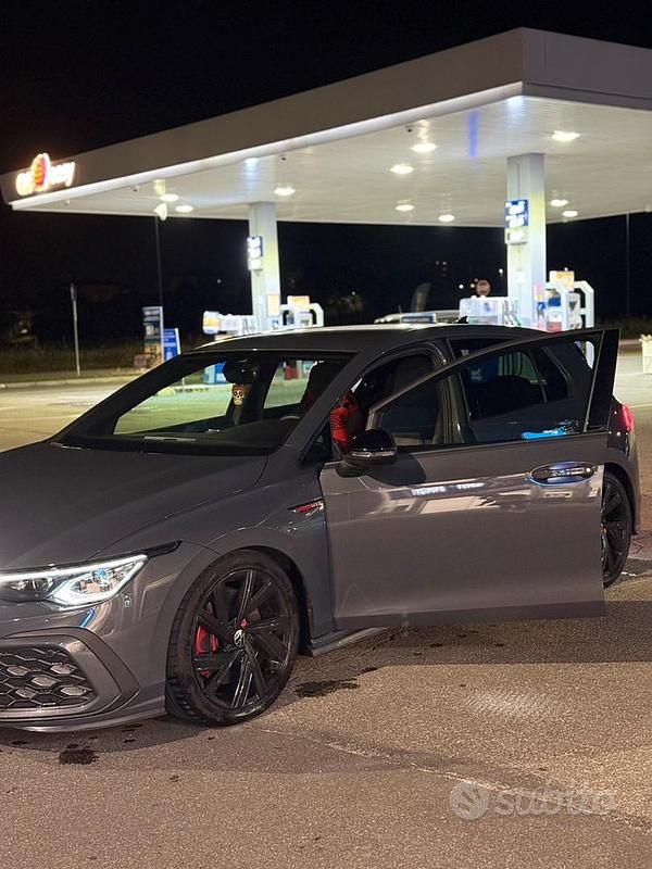 Usata VW Golf VIII GTI 2022 Grigio Berlina