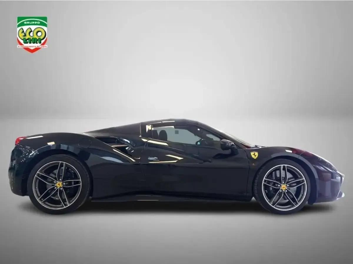 Usata Ferrari 488 670 CV (492 kW) 2018 Nero Cabrio