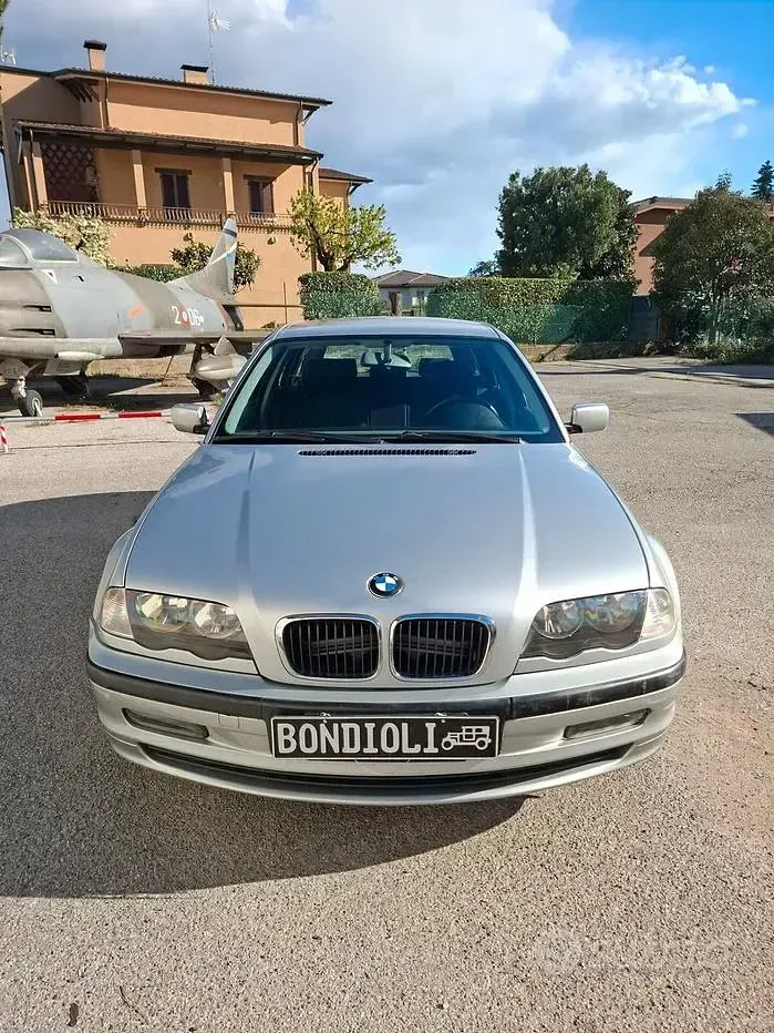 Usata BMW 318 118 CV (86 kW) 2000 Grigio Station wagon