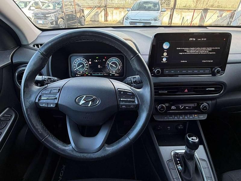 Usata Hyundai Kona 105 CV (77 kW) 2023 Ecotronic gray SUV