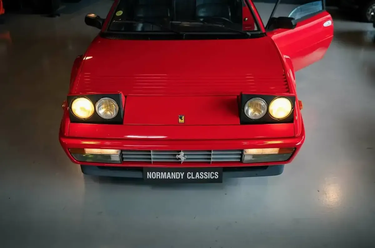 Usata Ferrari Mondial 271 CV (199 kW) 1986 Rosso Coupé