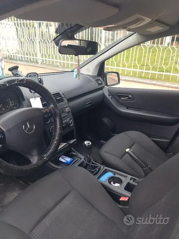 Usata Mercedes A160 82 CV (60 kW) 2011 Utilitaria