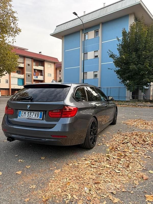 Usata BMW 330 Sport Line 320 CV (235 kW) 2012 Station wagon