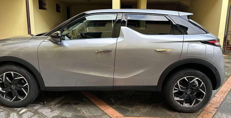 Usata Citroën DS3 102 CV (75 kW) 2022 Grigio Utilitaria